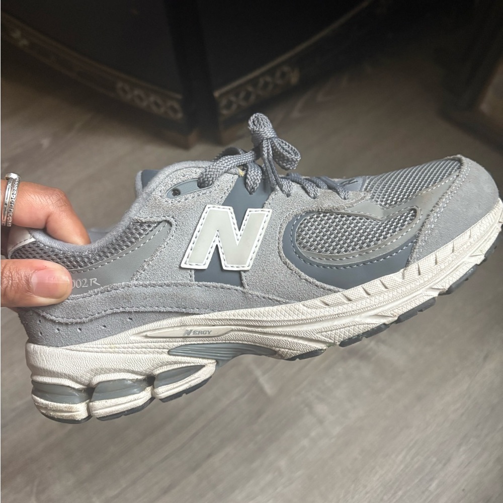 Gray Athletic Sneakers New Balance - Picture 6 of 10